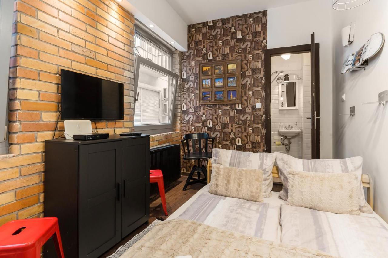 Cheerful Studio Budapest Downtown Εξωτερικό φωτογραφία