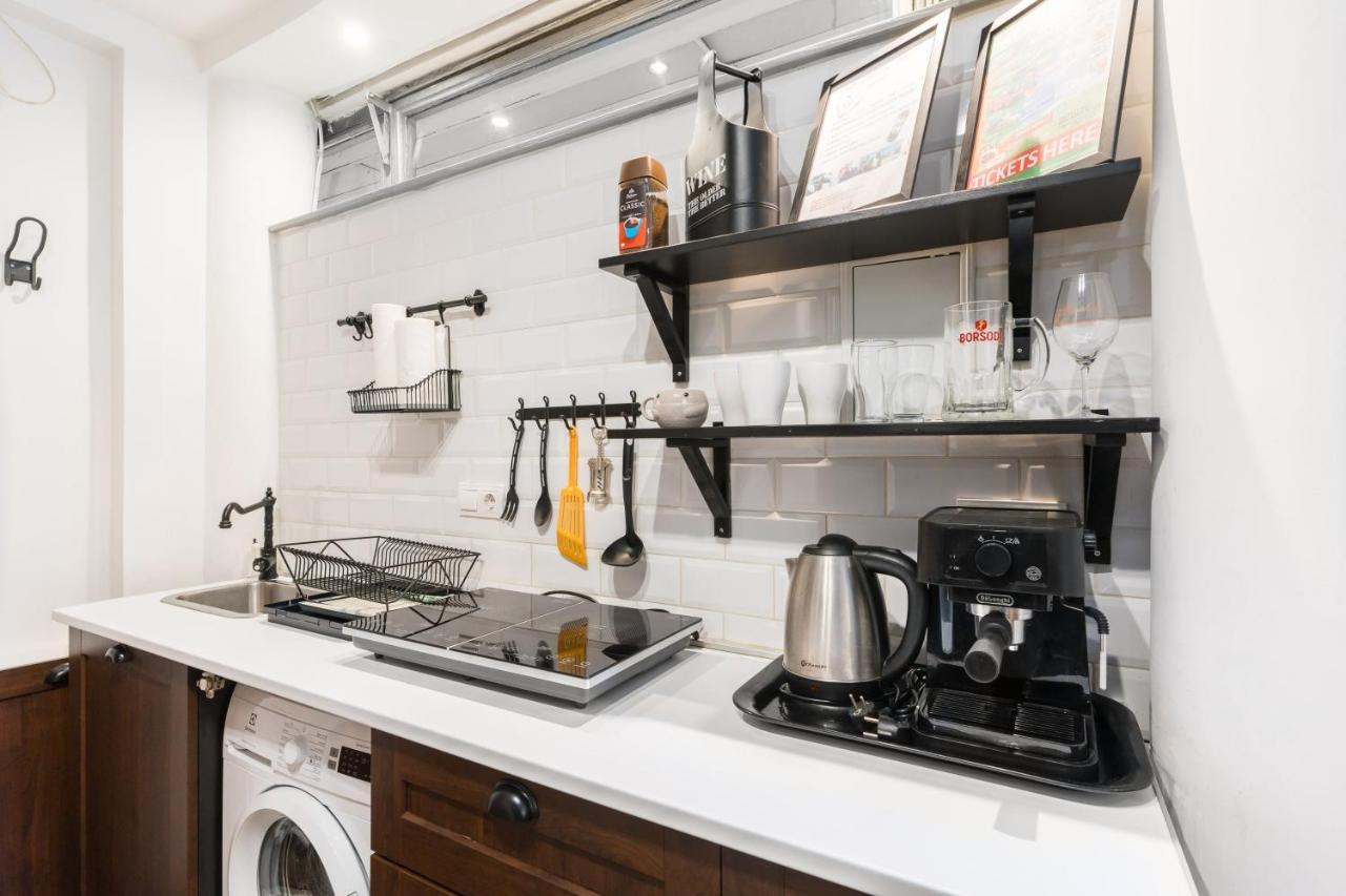 Cheerful Studio Budapest Downtown Εξωτερικό φωτογραφία